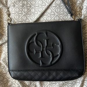 Guess bag; amazing condition